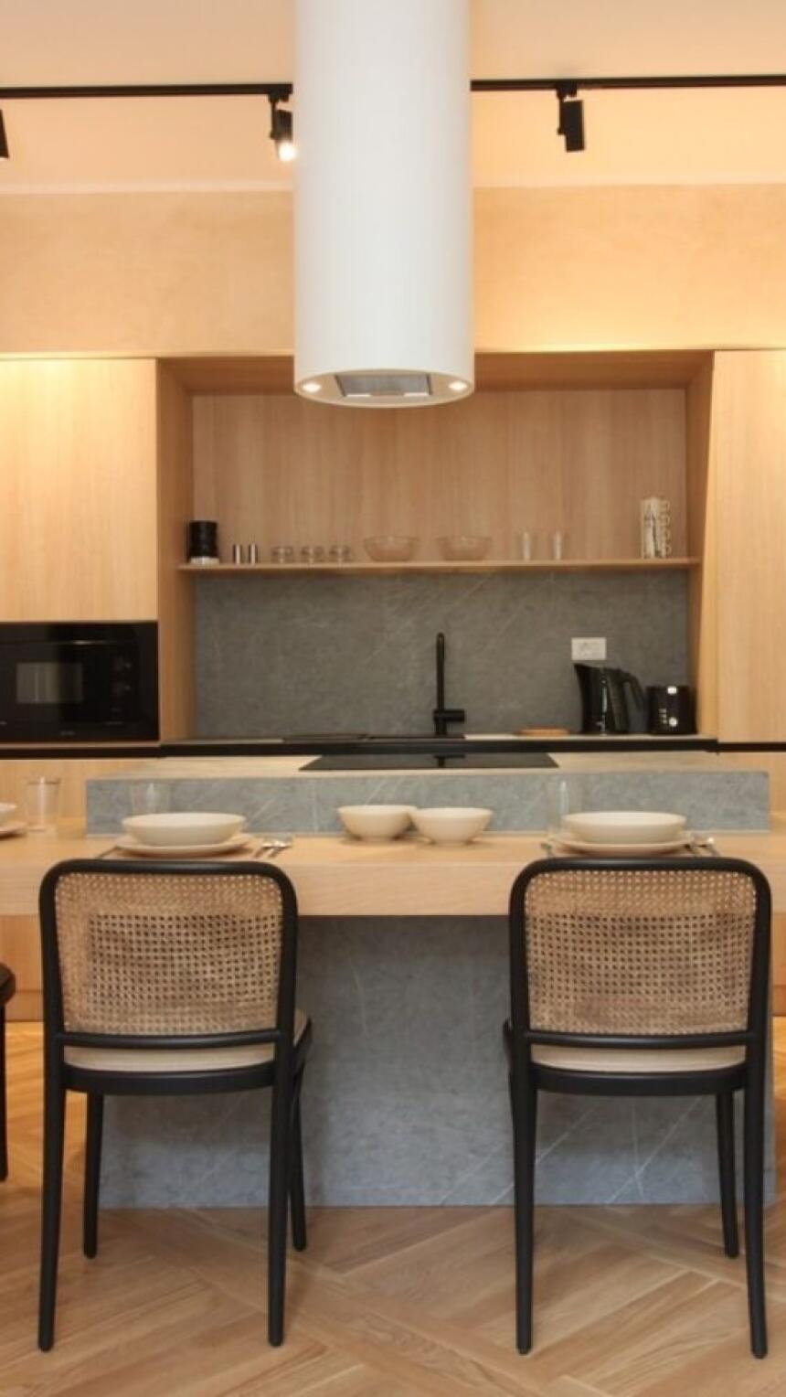 Stan na Džidžikovcu pokazuje da bež interijer može biti zanimljiv ako se uradi ovako