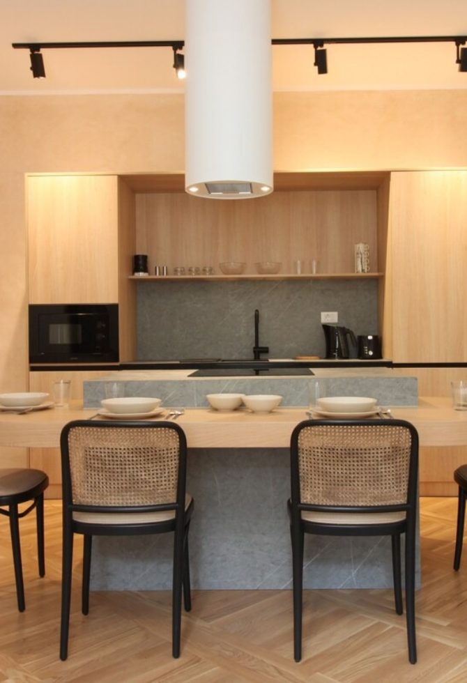 Stan na Džidžikovcu pokazuje da bež interijer može biti zanimljiv ako se uradi ovako