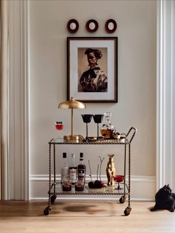 U Sinsay-u smo pronašli komad koji će zamijeniti pomoćni stolić jer je funkcionalniji