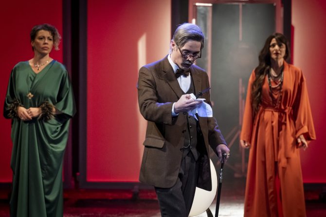 ubistvo_u_orijent_ekspresu_adisa_vatres_kostimi_scena_bonjour_ba_25