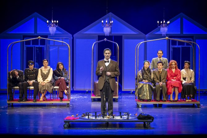 ubistvo_u_orijent_ekspresu_adisa_vatres_kostimi_scena_bonjour_ba_32