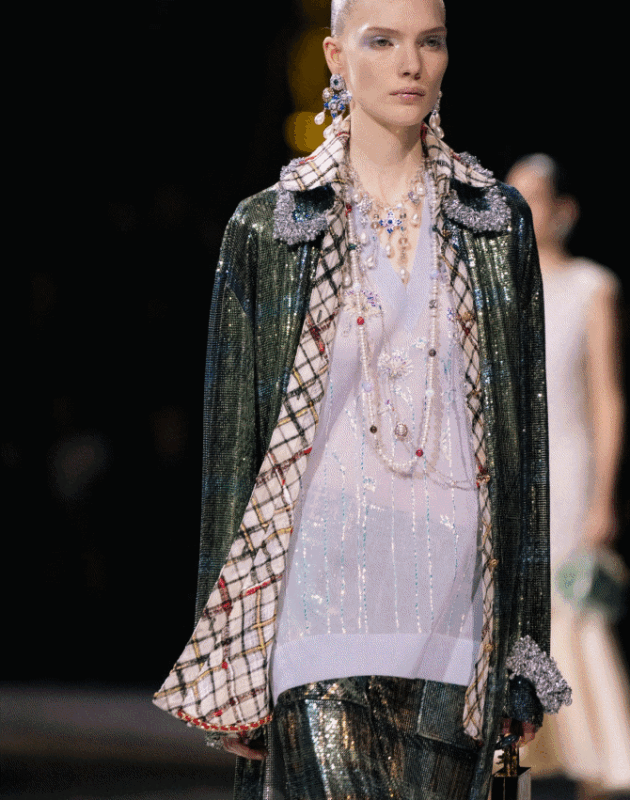 Chanel kolekcija nas je podsjetila na jednu jednostavnu ideju: Moda treba donositi radost