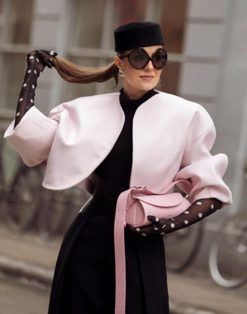 Roza za proljeće? Očekivano, ali ove styling ideje izgledaju svježe u 2026.