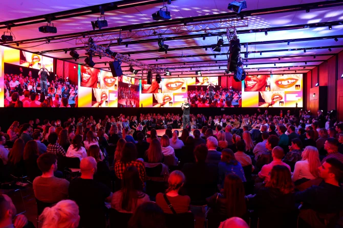 dani-komunikacija-rovinj-jule-kim_2-bonjour-ba