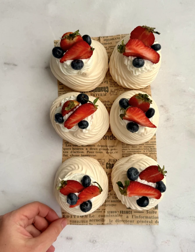 pavlova-torta-recept-dolcela_24-bonjour-ba