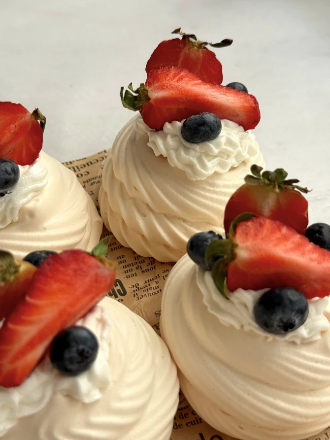 pavlova-torta-recept-dolcela_6-bonjour-ba