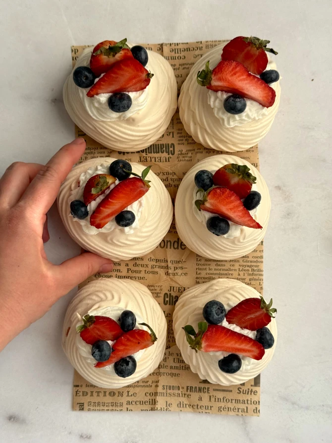 pavlova-torta-recept-dolcela_7-bonjour-ba