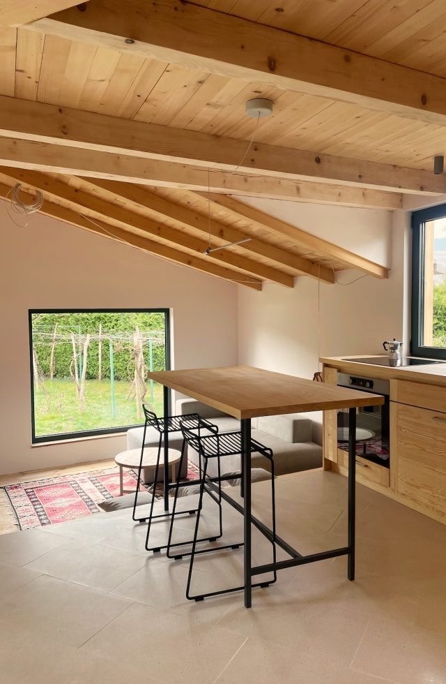 Arhitektura uz rijeku reinterpretira tradiciju kroz savremeni drveni volumen