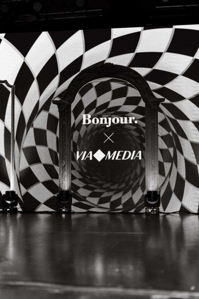 bonjour_x_via_media_gala_night_event_dizajn_set_bonjour_design_07