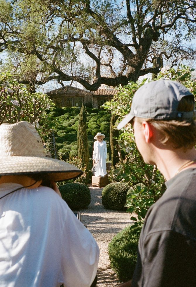 pamela_anderson_bastenski_namjestaj_ratan_bonjour_design_11