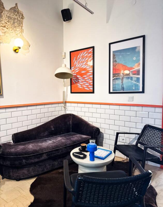 Posjetili smo novo mjesto na Ferhadiji za dobru kafu i nešto slatko (već znamo šta planiraju dalje)