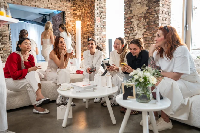 house-of-persil-20-bonjour-ba