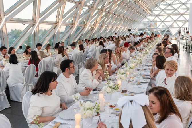 house-of-persil-204-bonjour-ba