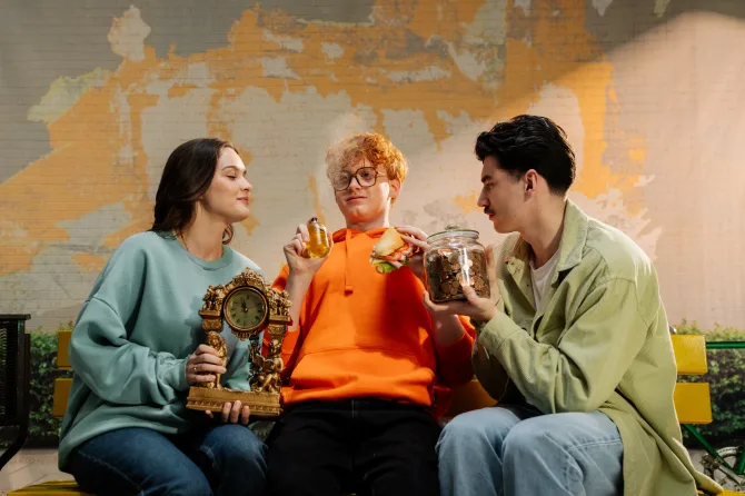 poli-parfem-8-bonjour-ba