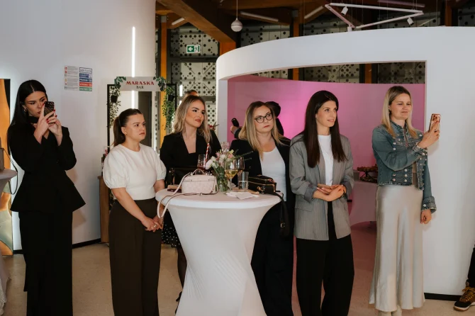 philips-event-sarajevo-snaga-zene-52-bonjour-ba