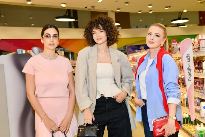 dm-proizvodi-sminka-preporuke-beauty-event-220-bonjour-ba