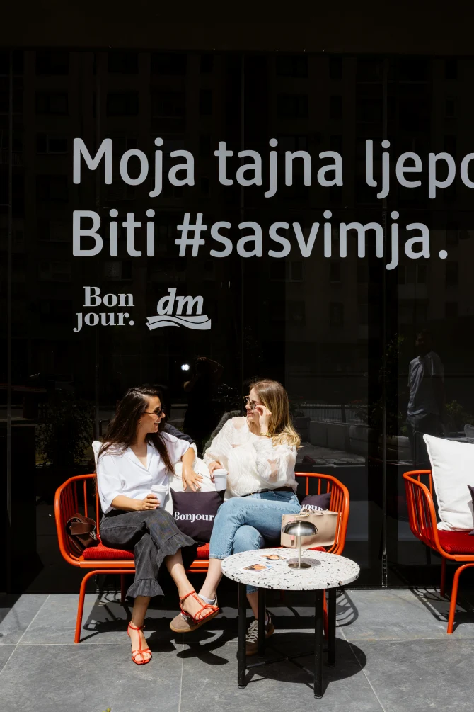dm-sminka-proizvodi-event-40-bonjour-ba