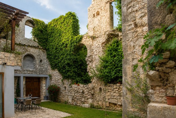 trebinje_bih_tvrdjava_dvorac_bilja_arhitektura_bonjour_design_N5