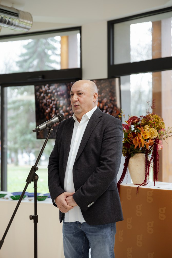 grand-kafa-ilija-djuric30bonjour-ba