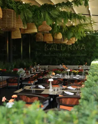Banja Luka ima novu baštu u kojoj se ovog ljeta jede kao na Mediteranu
