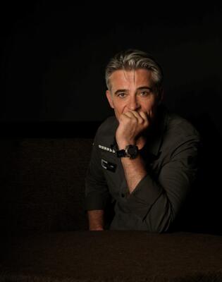 Bonjour.portraits | Goran Višnjić stigao je u Sarajevo, a mi smo ga na 10 minuta odveli pred naš objektiv