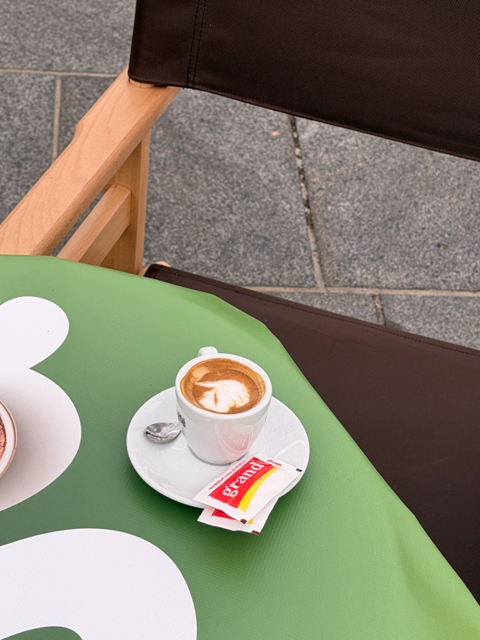 sarajevo-film-festival-trg-grand-kafa_11-bonjour-ba