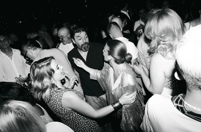 zona-party-sarajevo-grand-kafa-504-bonjour-ba