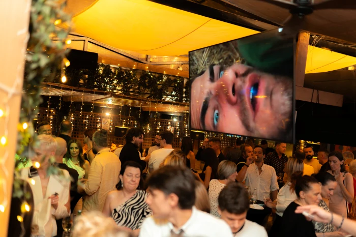 zona-party-sarajevo-grand-kafa-808-bonjour-ba