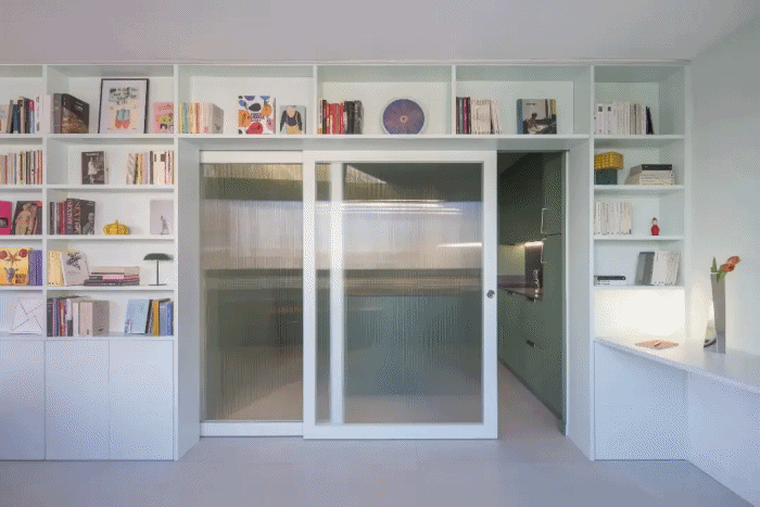 interijer-mali-stan-madrid-regal-casa-pop-bonjour-design