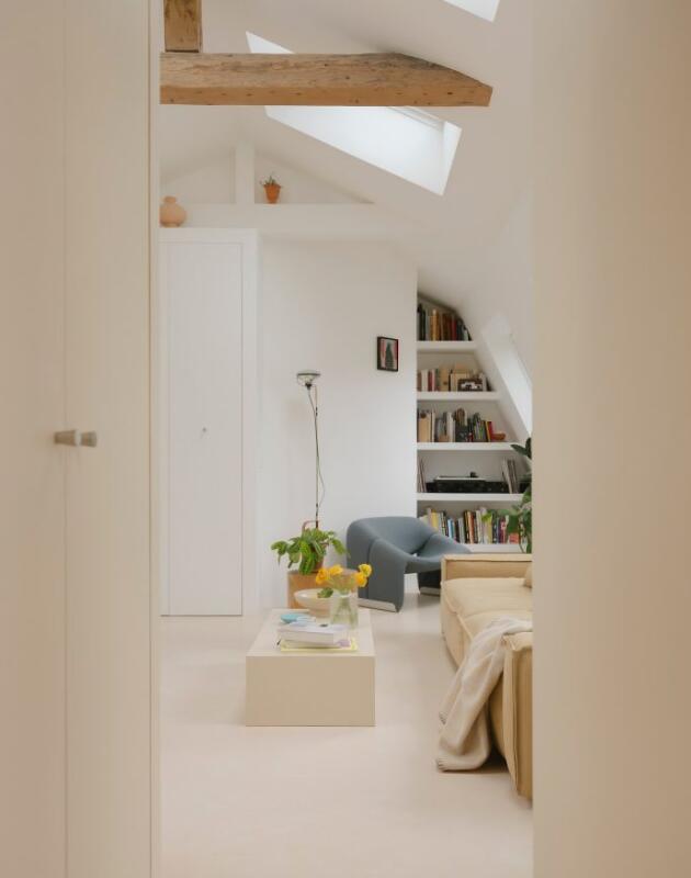DESIGN.inspo | Pogledajte kako su arhitekti 10 malih prostorija spojili u jedno potkrovlje od 55 m²