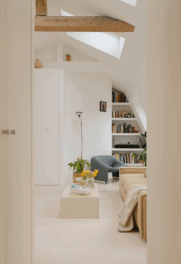 DESIGN.inspo | Pogledajte kako su arhitekti 10 malih prostorija spojili u jedno potkrovlje od 55 m²