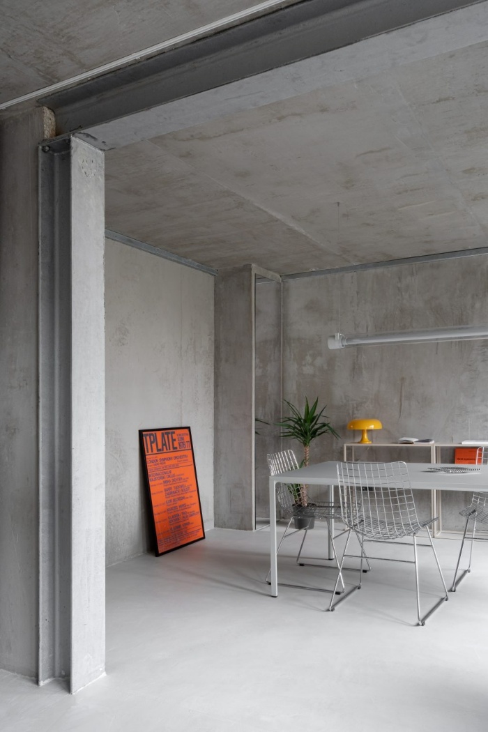 mali-stan-zagreb-zavjese-pregrade-simple-architecture-raw-apartment-brutalizam-bonjour-design-10