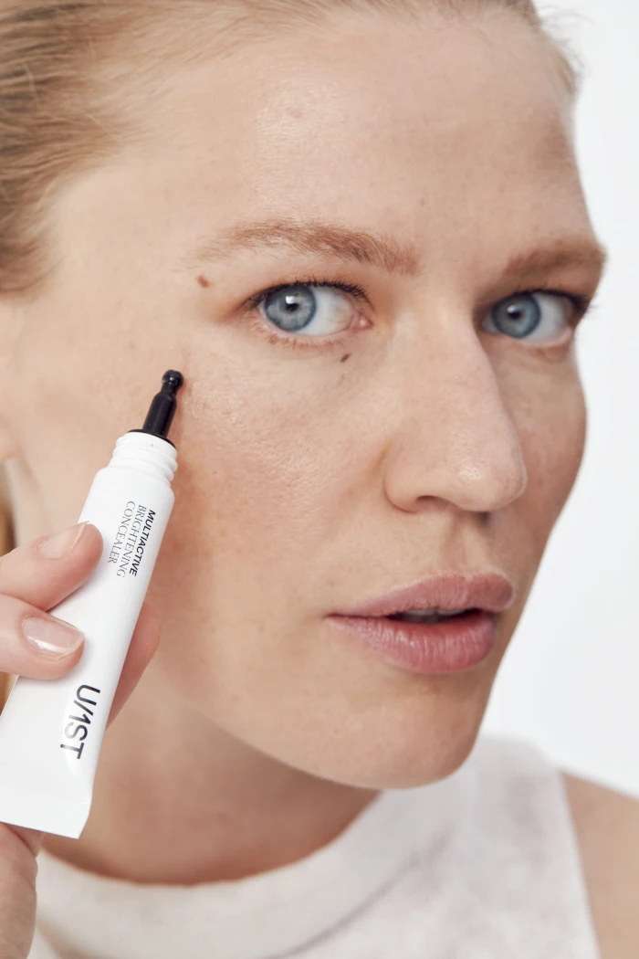u1st-smart-makeup-sminka-njega_8-bonjour-ba
