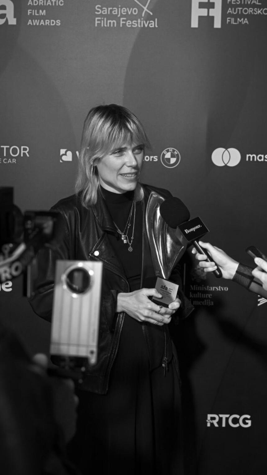 Red carpet talk | Od tri nagrade za „Vjetre, pričaj sa mnom“ do uspjeha „Kotline“: Šta su nam rekli pobjednici?