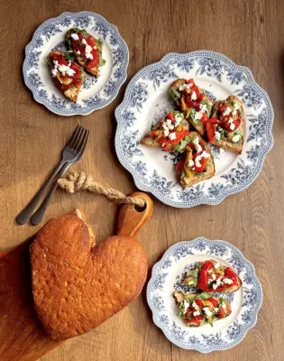 Napravile smo bruskete od srca. Doslovno. A recept je baš jednostavan.