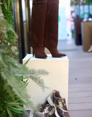 Volite čizme u čokoladnim tonovima? Pogledajte novu Deichmann kolekciju.