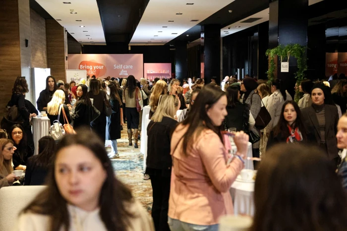 dm-konferencija-bring-your-bestie-14-bonjour-ba