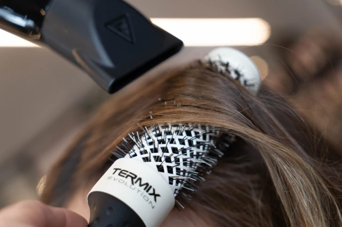 termix-cetke-fen-frizura-volumen-21-bonjour-ba
