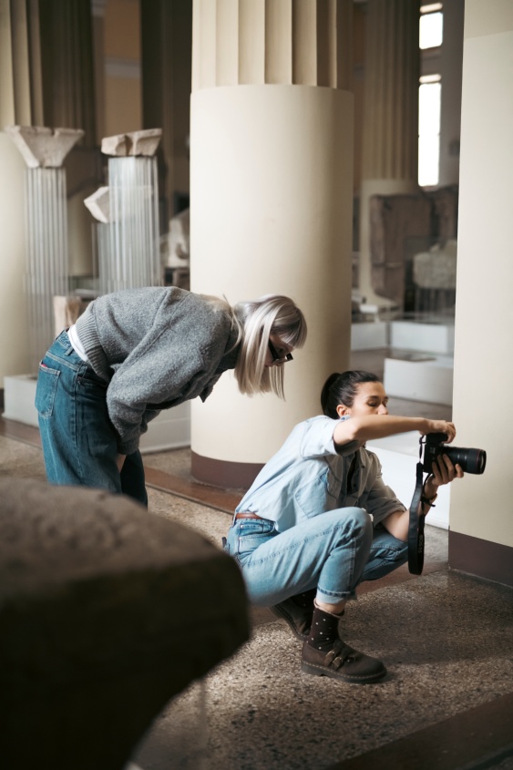 Bonjour_ba__DSC9445 copydigitalna_naslovnica_bts
