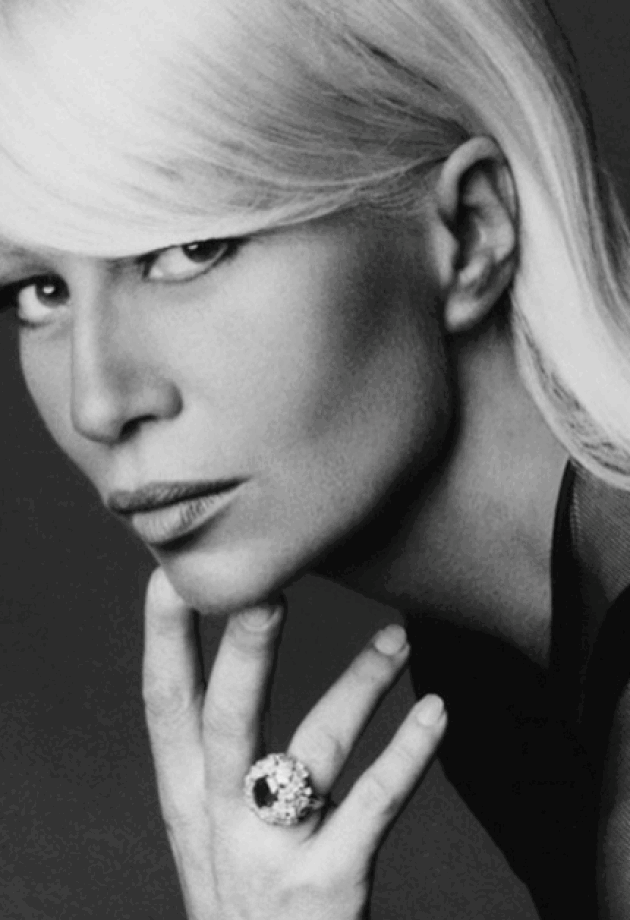 Modna vijest: Donatella napušta vodeću poziciju, a ko preuzima kuću Versace?!