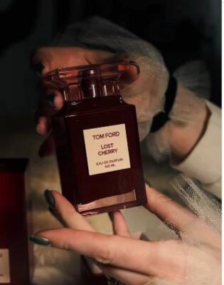 Za ova 3 Tom Ford parfema kažu da donose najviše komplimenata – Idealni za ljeto