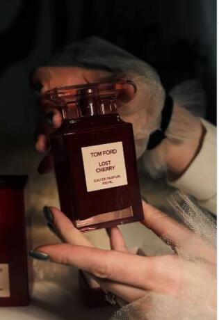 Za ova 3 Tom Ford parfema kažu da donose najviše komplimenata – Idealni za ljeto