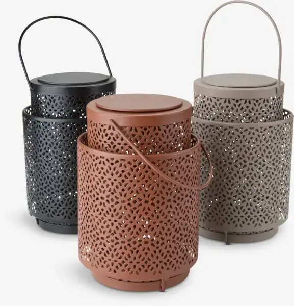 bonjour_ba20250627-141118lampe_balkon