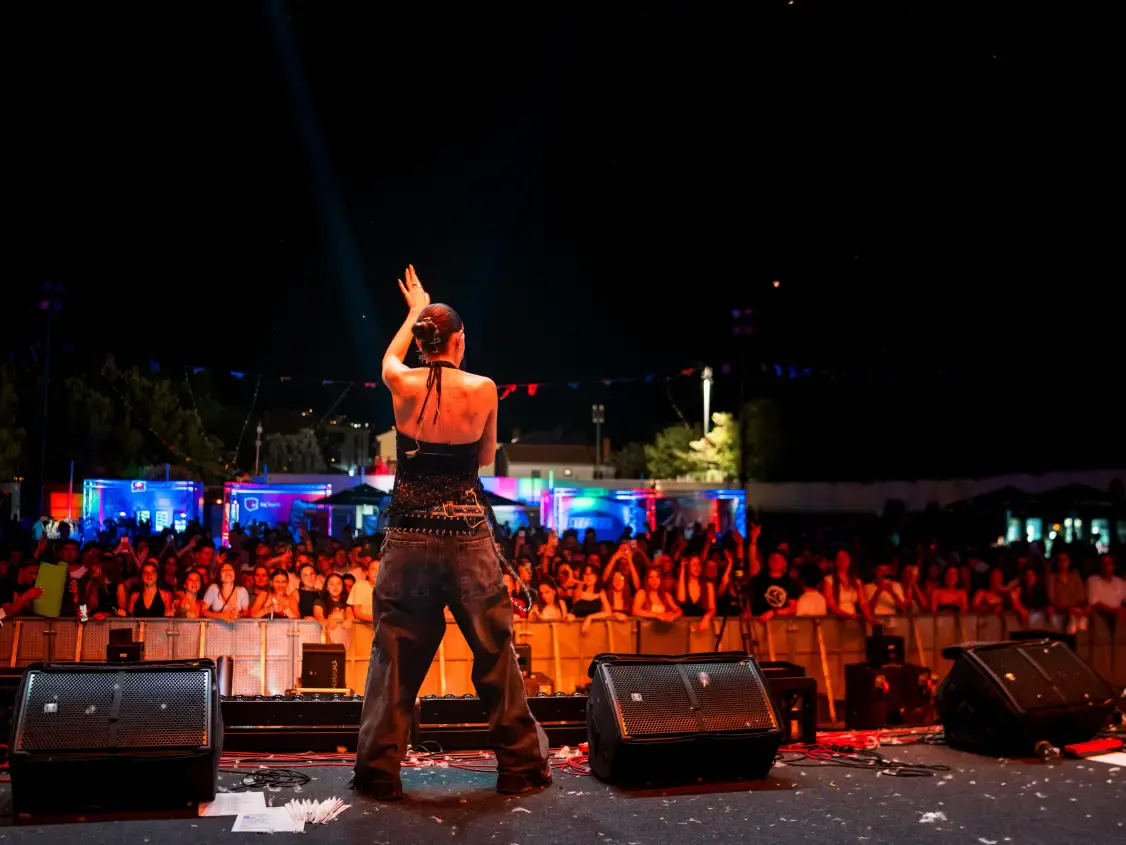 bonjour_ba20250704-085900-06mostar_summer_fest_slikee