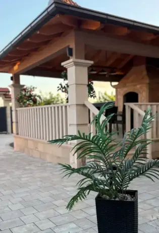 Ova vila u Blagaju ima sve: bazen, stoni tenis i atmosferu zbog koje se ne ide kući
