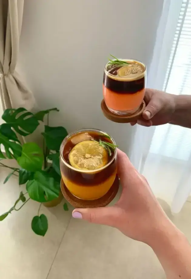 Espresso tonic: Italijani su rekli da, i više niko ne postavlja pitanja!