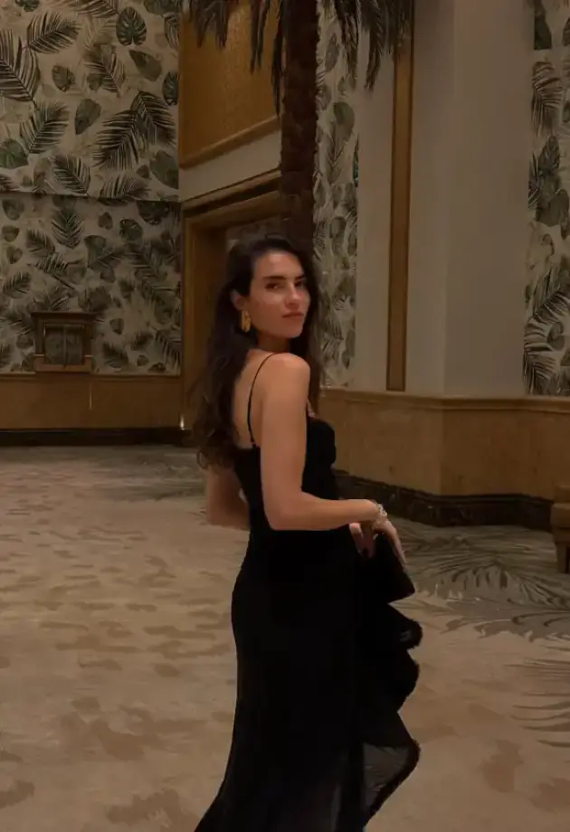 Massimo Dutti haljine koje izgledaju kao luksuzni komadi, sada s cijenama koje ne viđamo često!