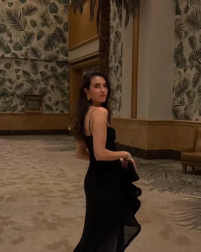 Massimo Dutti haljine koje izgledaju kao luksuzni komadi, sada s cijenama koje ne viđamo često!