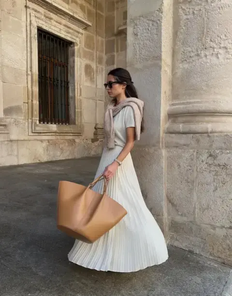 Riješi jutarnje dileme uz ovaj Sinsay outfit i budi spremna za posao u 5 minuta!