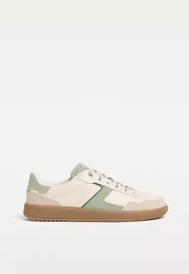 bonjour_ba20250714-150020-02stradivarius_tenisice